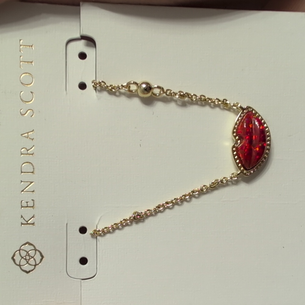 Kendra Scott red lips Valentine's necklace